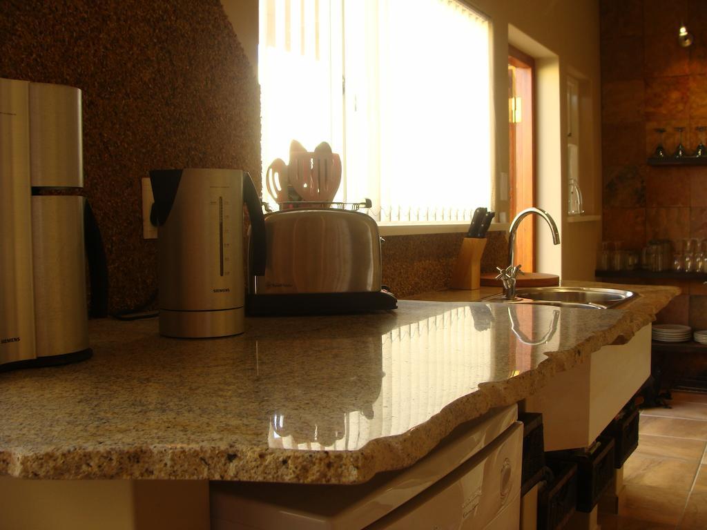Beach Walk House And Cottage - Self Catering Swakopmund Room photo