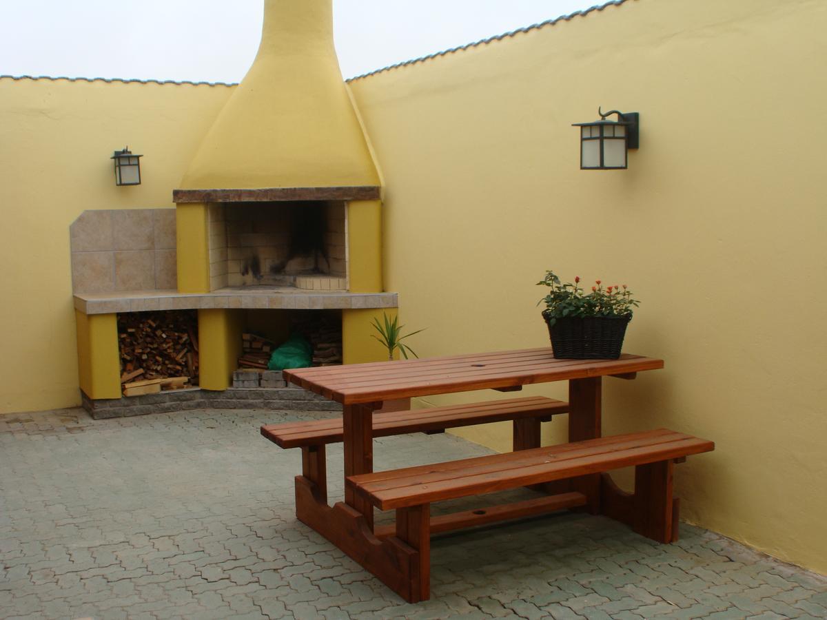 Beach Walk House And Cottage - Self Catering Swakopmund Exterior photo